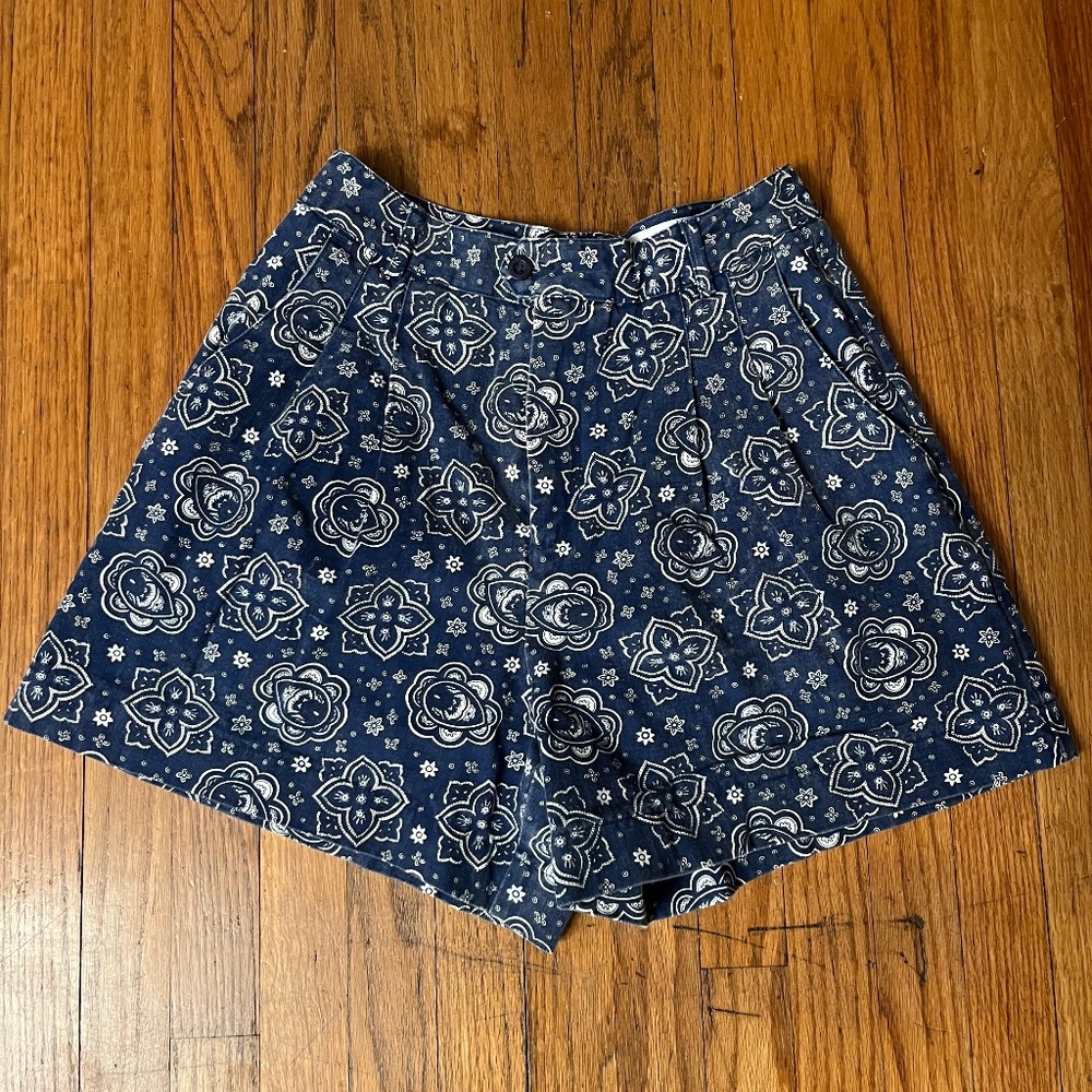 Vintage printed shorts